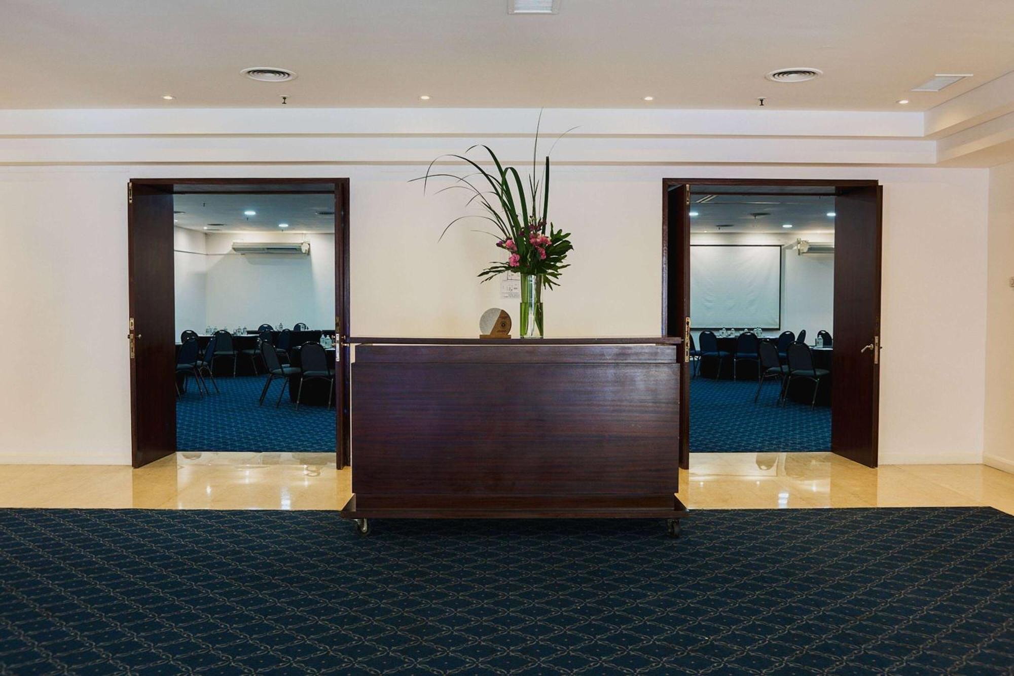 Dazzler By Wyndham Buenos Aires San Martin Hotel Ngoại thất bức ảnh